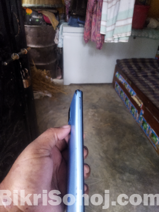 Realmi narzo 20